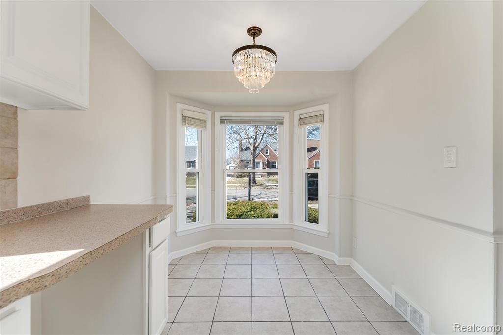 19168 Berden, Grosse Pointe, MI 48236 — Photo 7