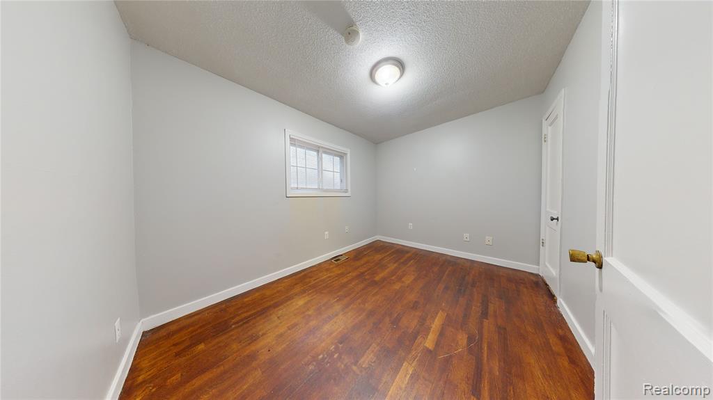 5852 BEECH DALY Road, Taylor, MI — Photo 11