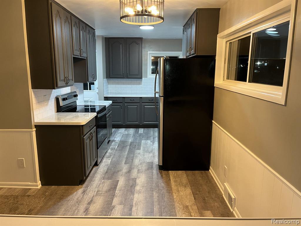 4445 OAKVISTA Avenue, Clarkston, MI — Photo 3