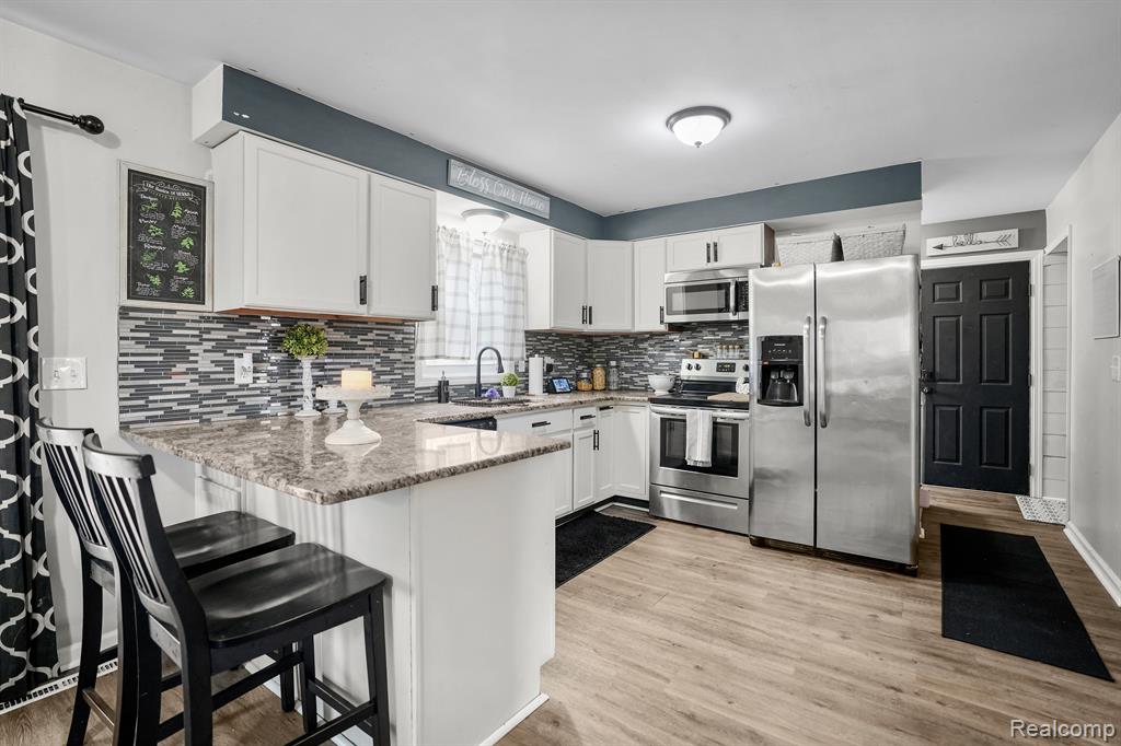 5084 DALY Boulevard, Flint, MI 48506 — Photo 14