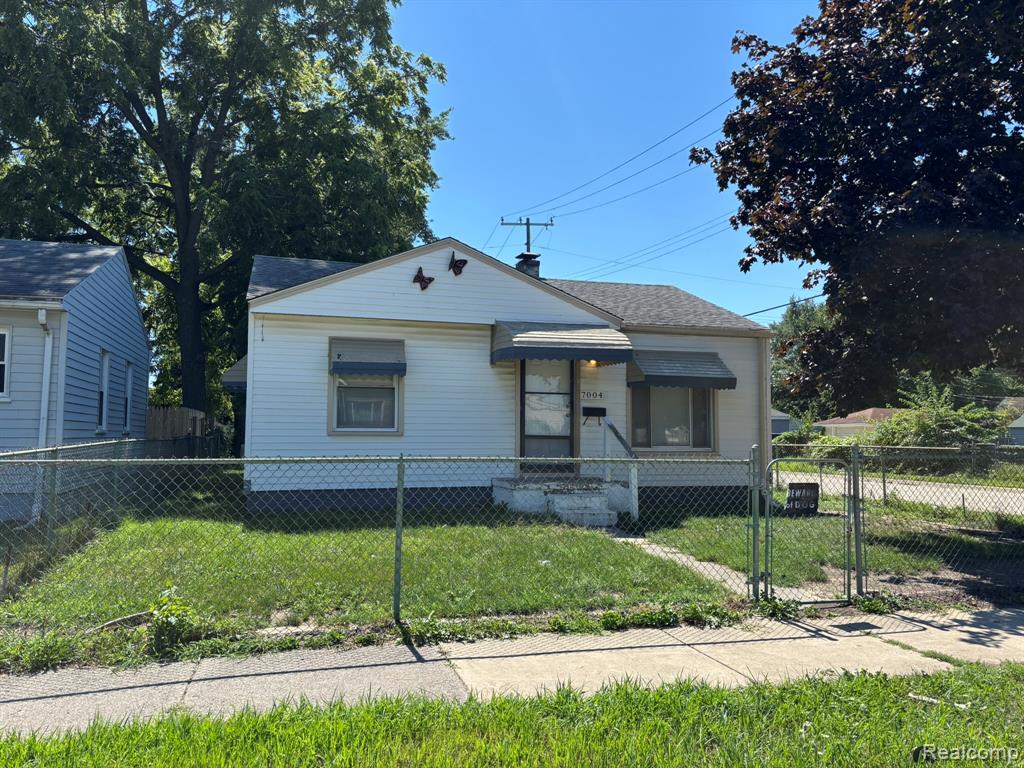7004 Republic Avenue, Warren, MI 48091 — front exterior