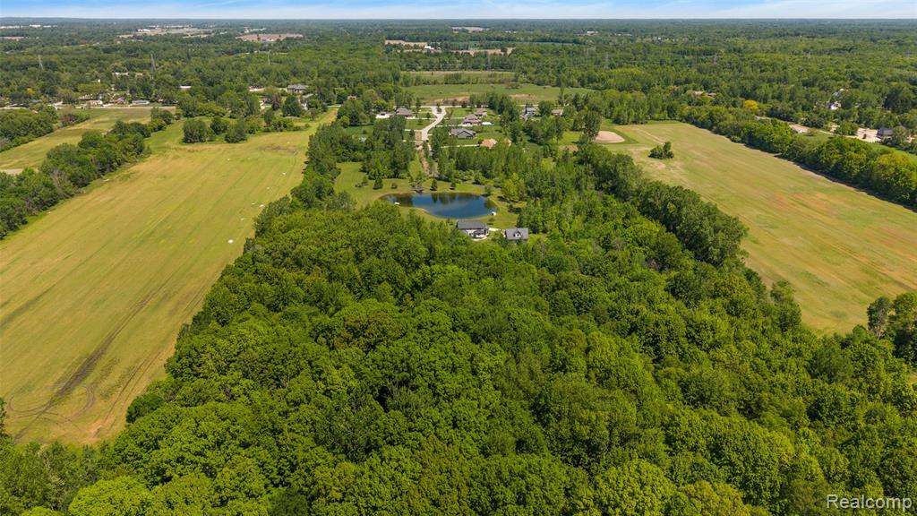 62502 Wayfaring Road, Ray, MI — Photo 25