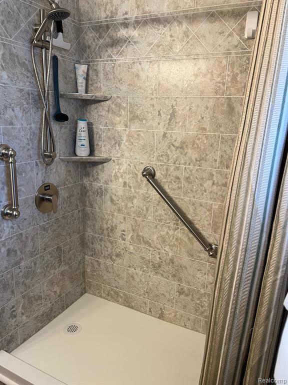 85 S PINNEBOG Road, Bad Axe, MI 48413 — Photo 23