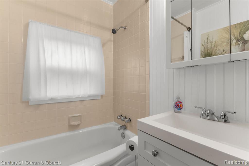 7157 CHEROKEE Street, Taylor, MI 48180 — Photo 19