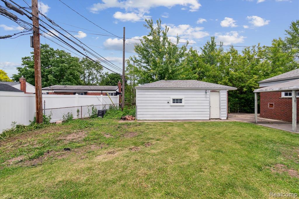 8242 MONROE Boulevard, Taylor, MI 48180 — Photo 29