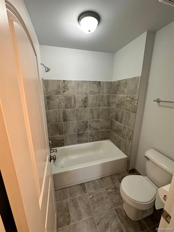 55810 WORLINGTON Lane, South Lyon, MI 48178 — Photo 28