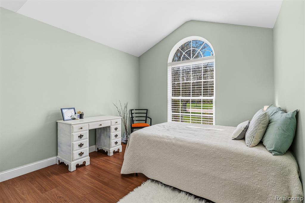 4092 Autumn Wood Drive, Fenton, MI 48430 — Photo 11