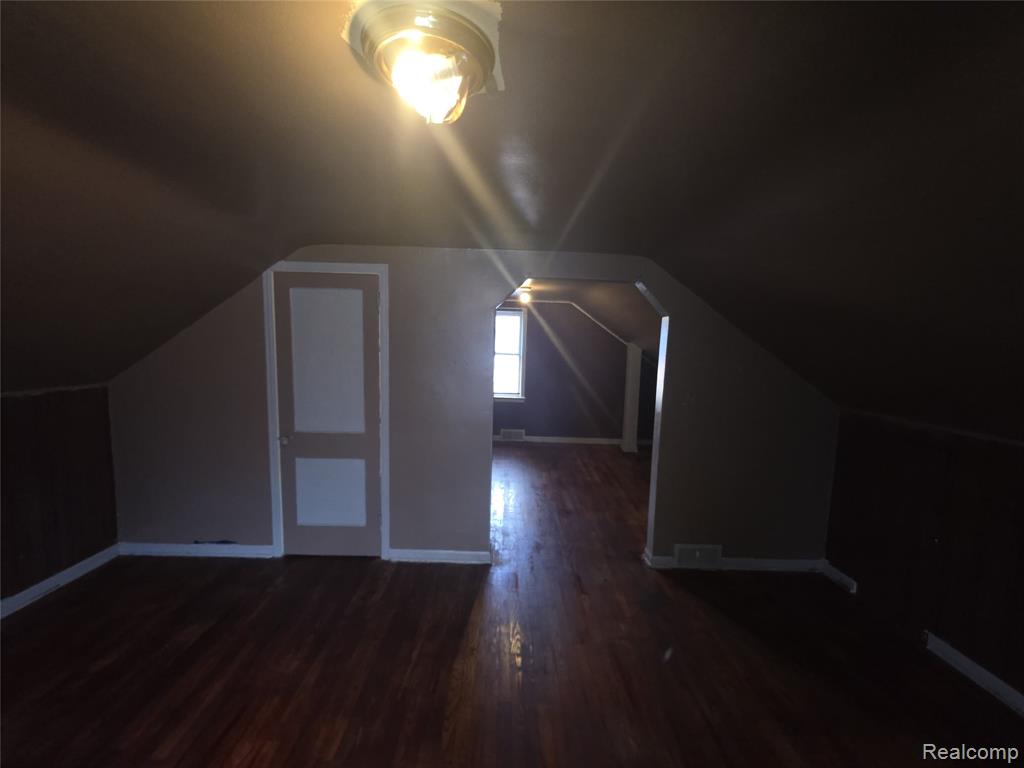 18945 Rosemont Avenue, Detroit, MI 48219 — Photo 18
