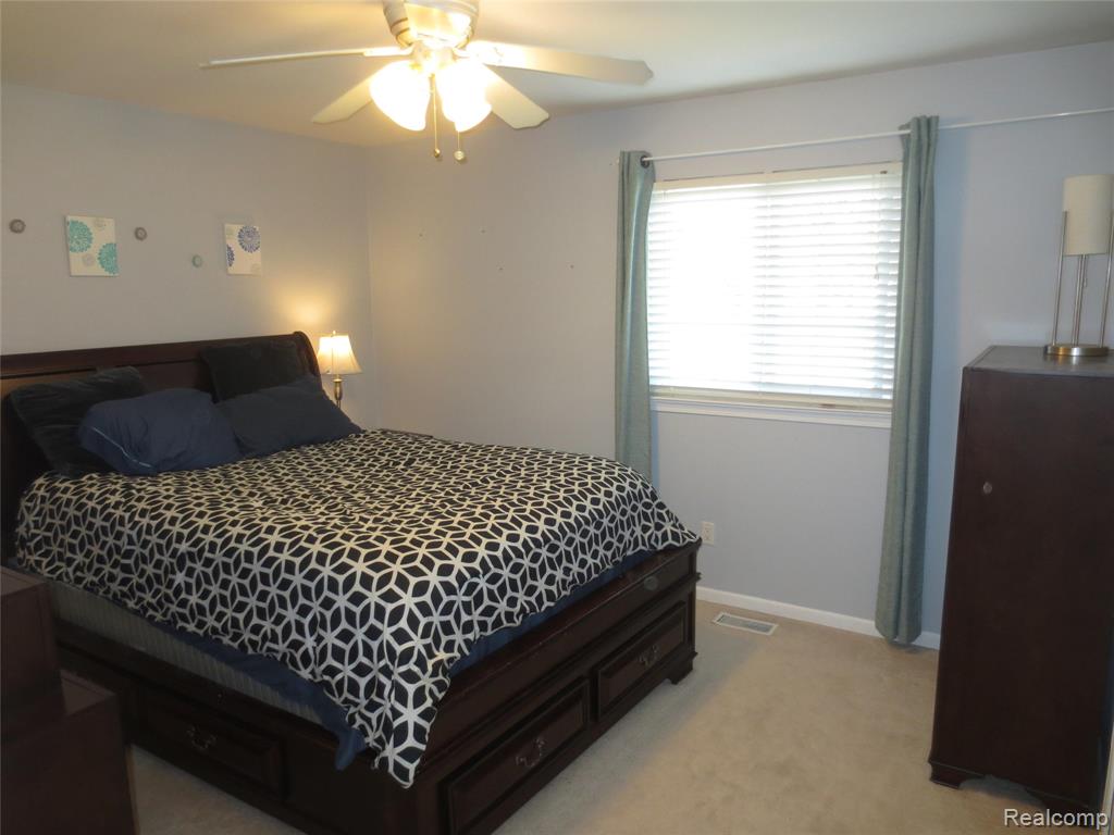 61365 Creekview Drive, South Lyon, MI 48178 — Photo 11