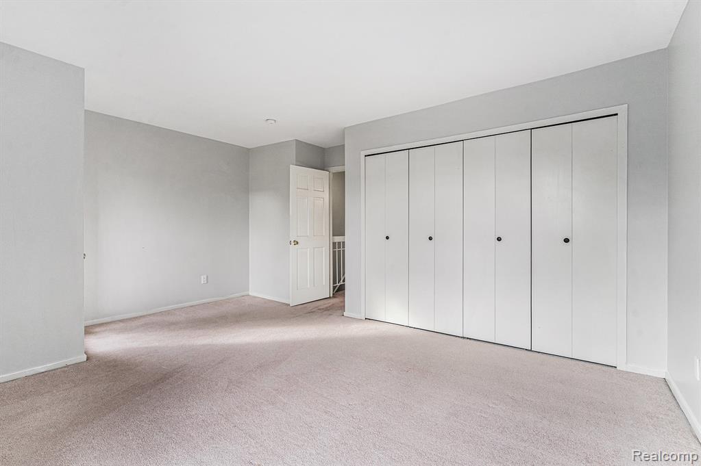 1090 Greenhills Drive, Ann Arbor, MI 48105 — Photo 16