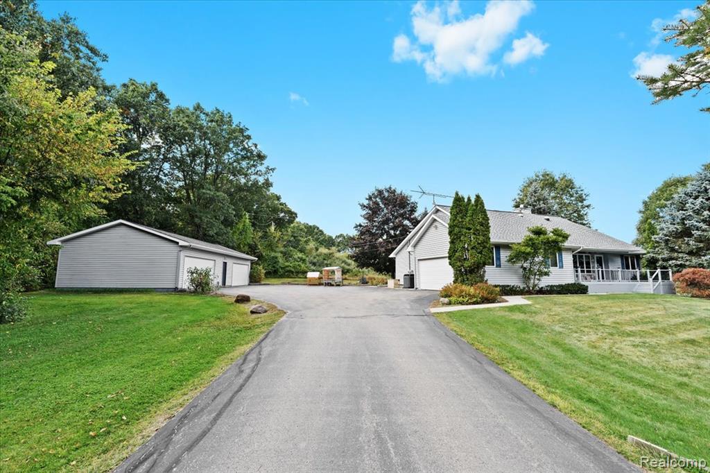 425 N Brandt, Ortonville, MI 48462 — Photo 34