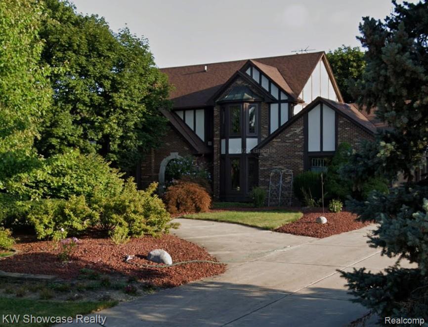 37840 Bradley Drive, Farmington Hills, MI 48335