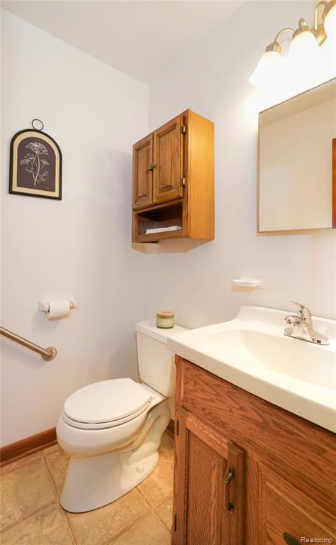 761 Tanglewood Drive, Madison Heights, MI 48071 — Photo 30
