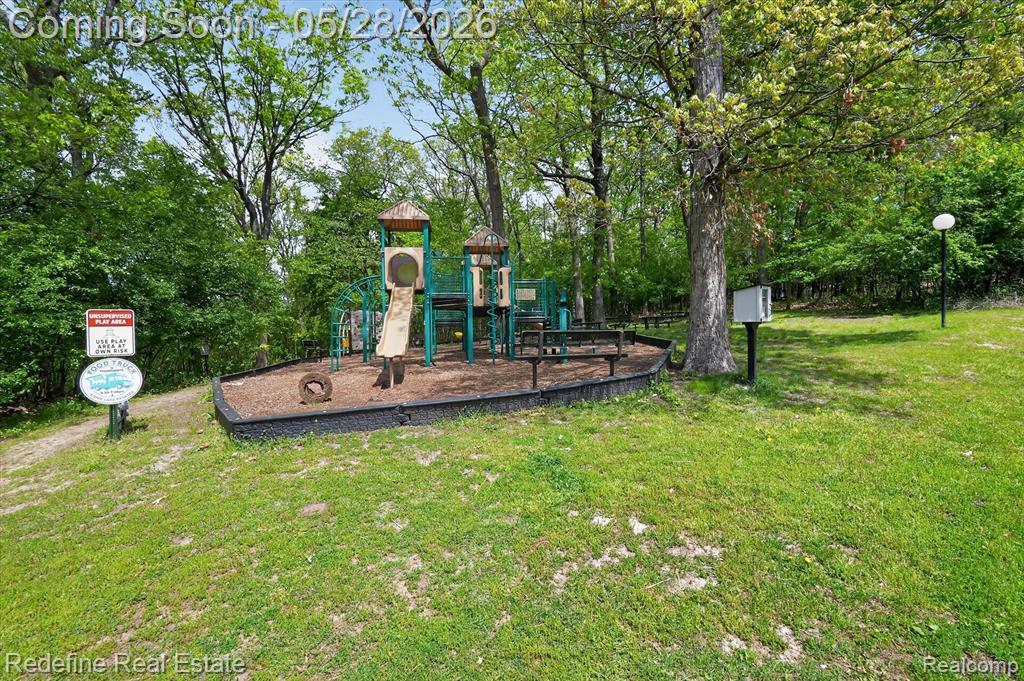 4296 Barcroft Way, West Bloomfield, MI 48323 — Photo 63
