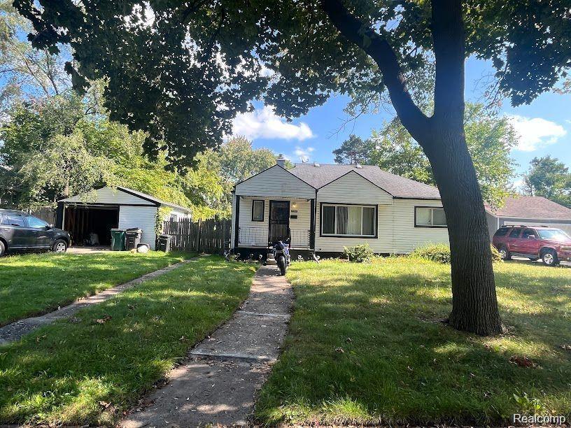 20760 Ridgedale Street, Oak Park, MI 48237