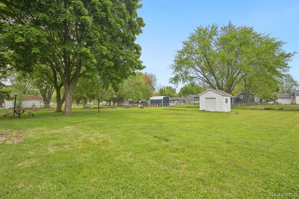 5427 FIESTA Pass, Grand Blanc, MI 48439 — Photo 25