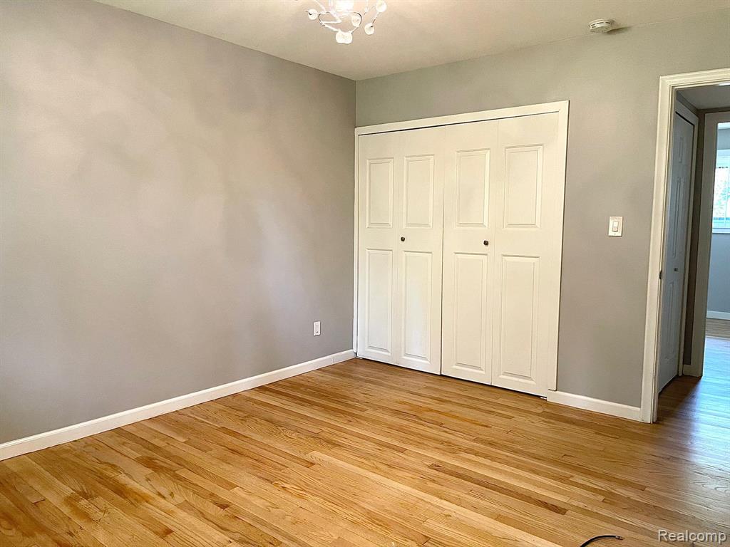 8488 ROBINWOOD Circle, Shelby Twp, MI 48317 — Photo 10