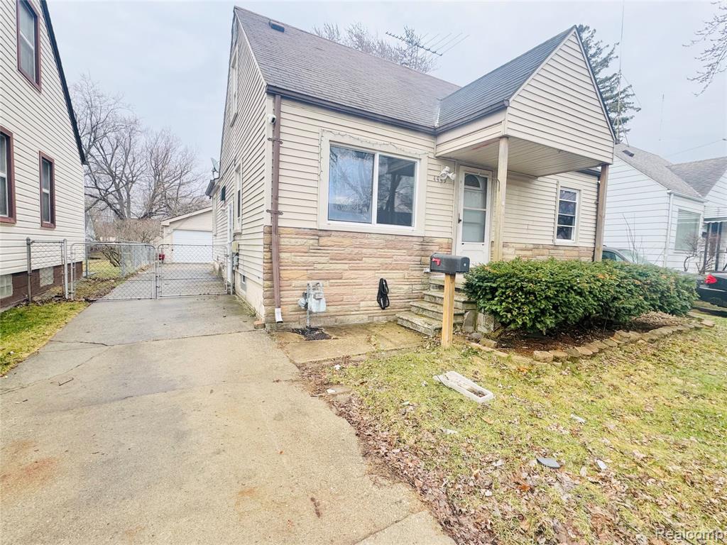 4449 Academy Street, Dearborn Heights, MI 48125 — Photo 2