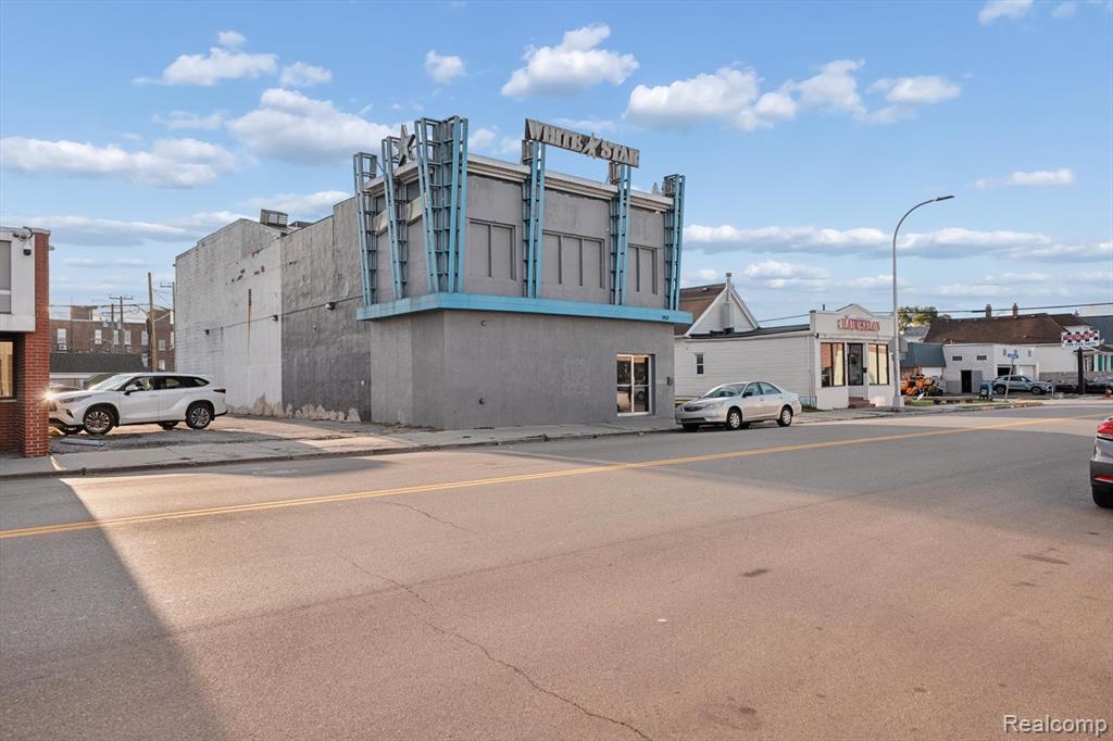 9819 Conant Street, Hamtramck, MI 48212 — Photo 3