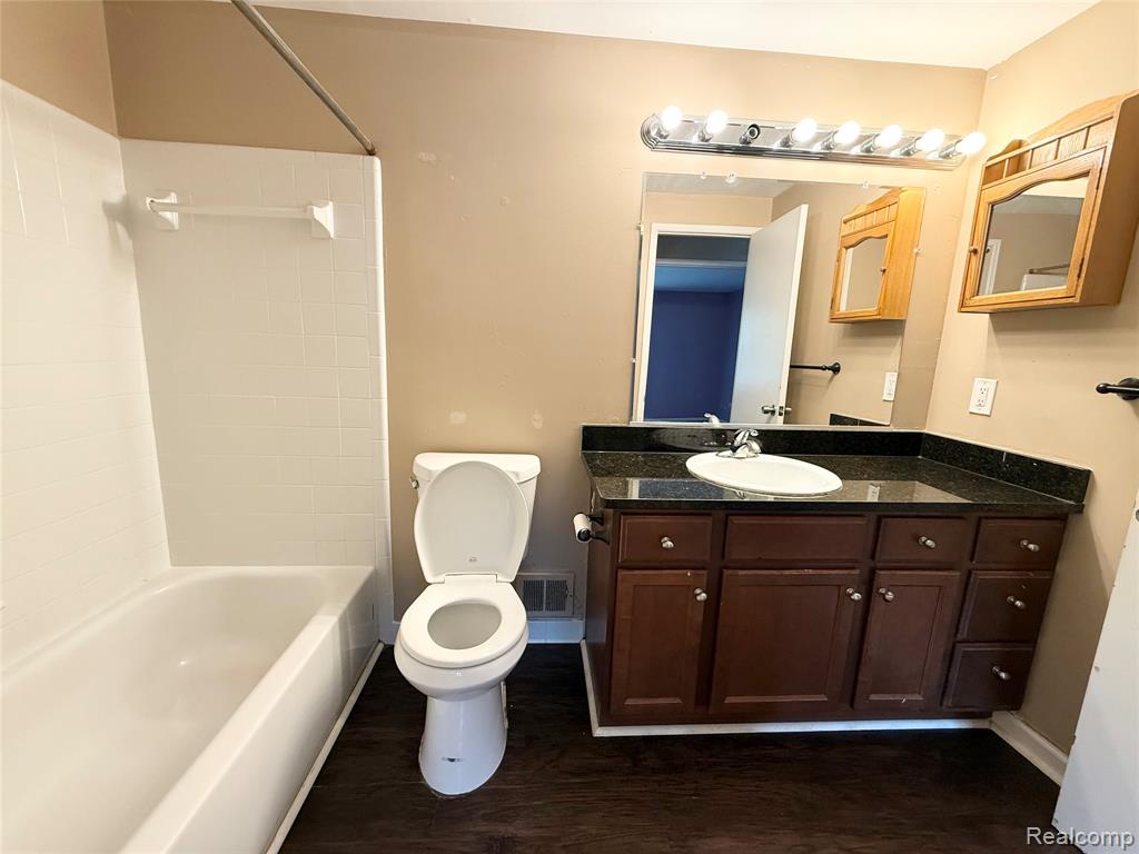 41729 Broquet Drive, Novi, MI 48167 — Photo 17