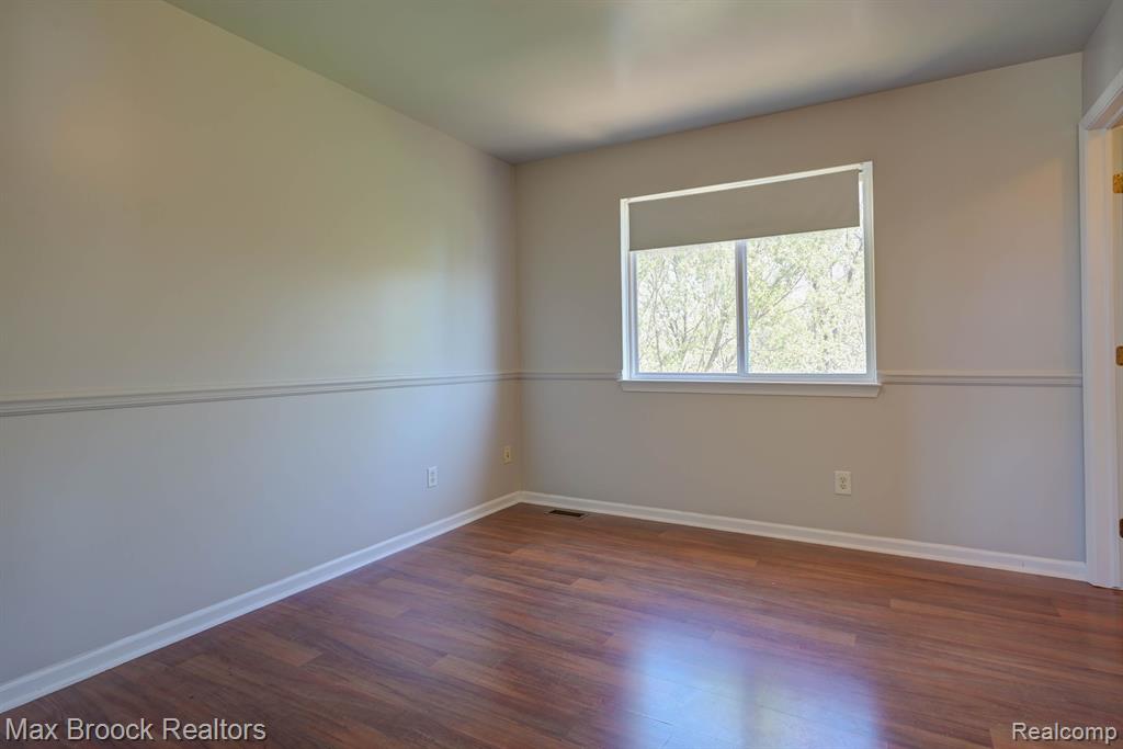 7273 BELLE MEADE Street, Ypsilanti, MI 48197 — Photo 36