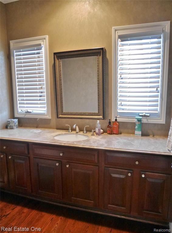 5846 CLEARVIEW Drive, Troy, MI 48098 — Photo 18