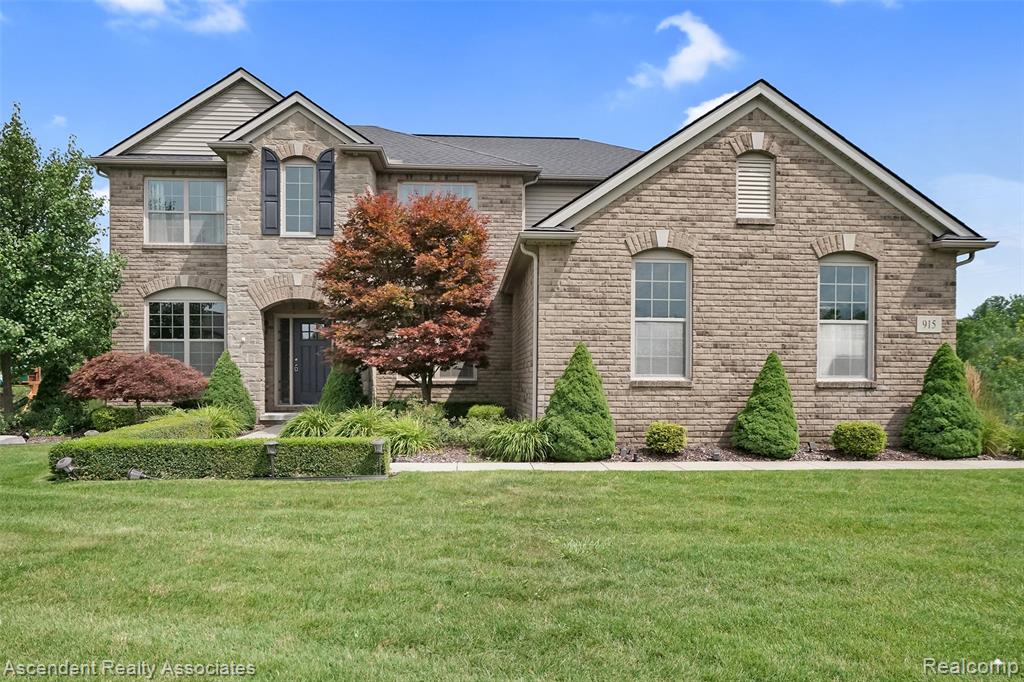 915 Appleton Court, Oakland, MI