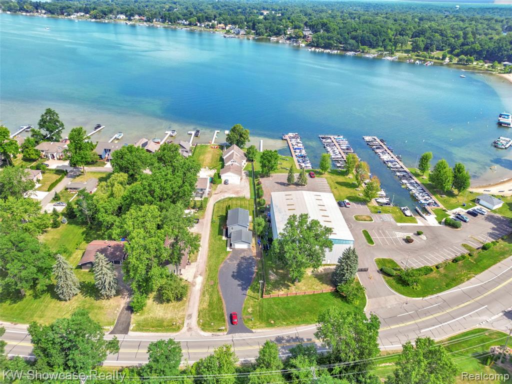 4392 CASS ELIZABETH Road, Waterford, MI 48328 — Photo 8
