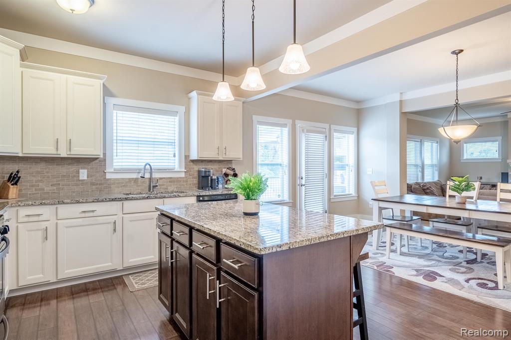 9595 NEUMANN Circle, Ypsilanti, MI 48197 — Photo 3