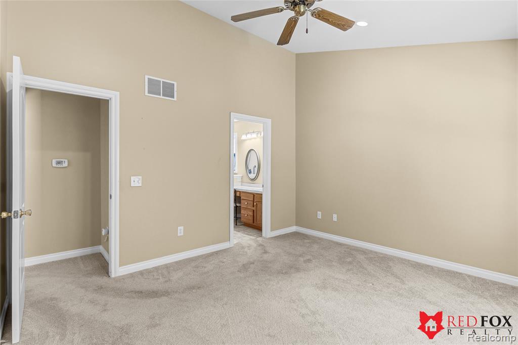 1199 Creek View Court, Burton, MI 48509 — Photo 17