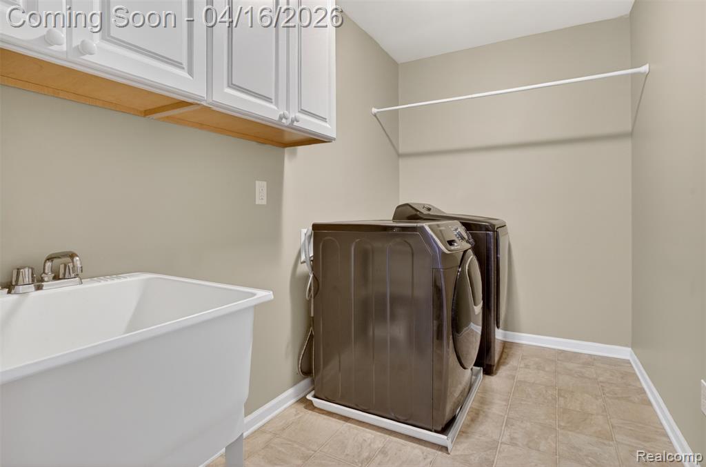 3595 Hogan Circle, Rochester, MI 48307 — Photo 27