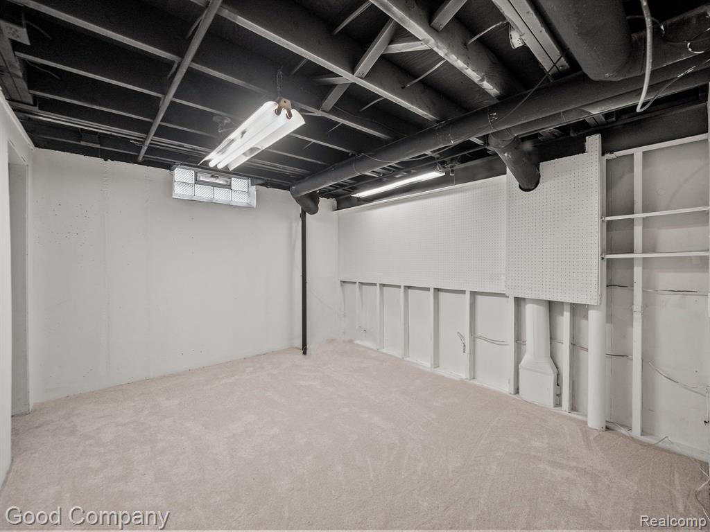 16979 MARGUERITE Street, Beverly Hills, MI 48025 — Photo 18