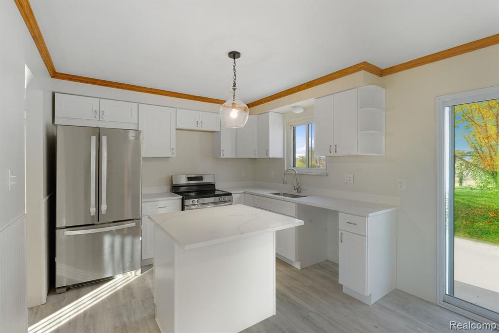 42142 Betley Drive, Sterling Heights, MI 48313 — Photo 10