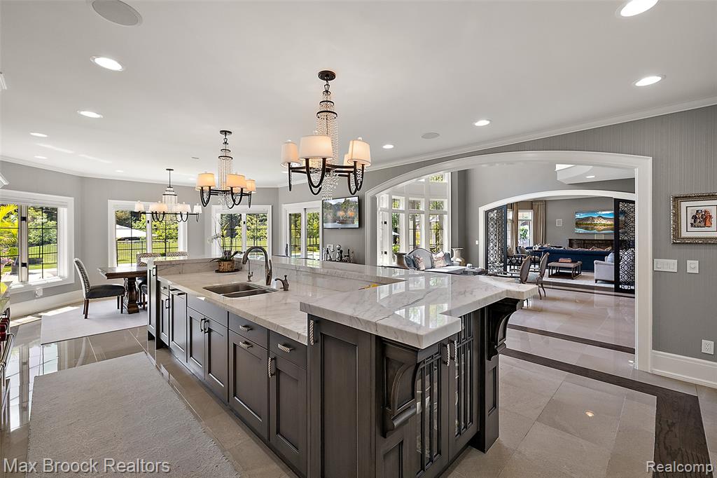 5466 Orchard Ridge Drive, Rochester, MI 48306 — Photo 17