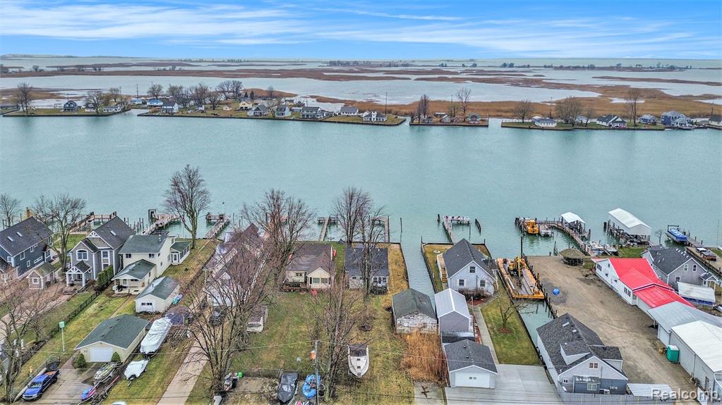 9145 ANCHOR BAY Drive, Clay, MI 48001 — Photo 17