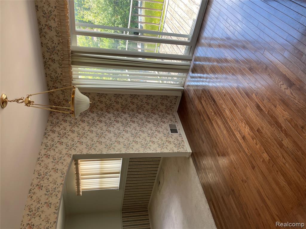 9514 Madison Drive, Van Buren, MI 48111 — Photo 12