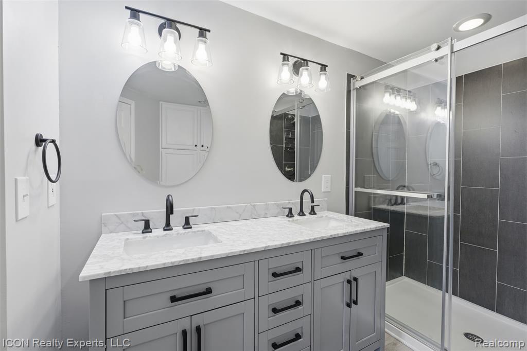 6541 Springfield Lane, Clarkston, MI — Photo 20