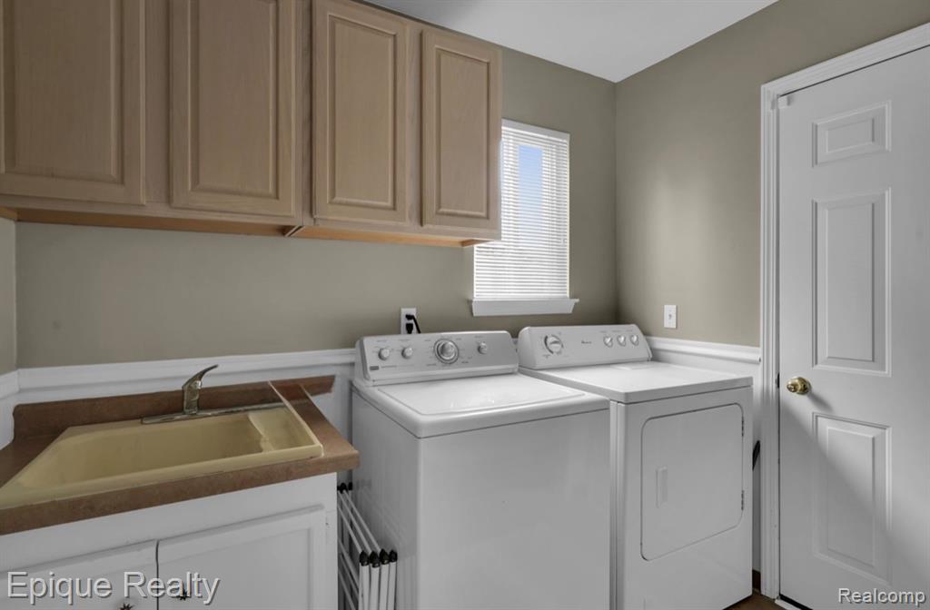 3593 Normandy Drive, Rochester, MI 48306 — Photo 24