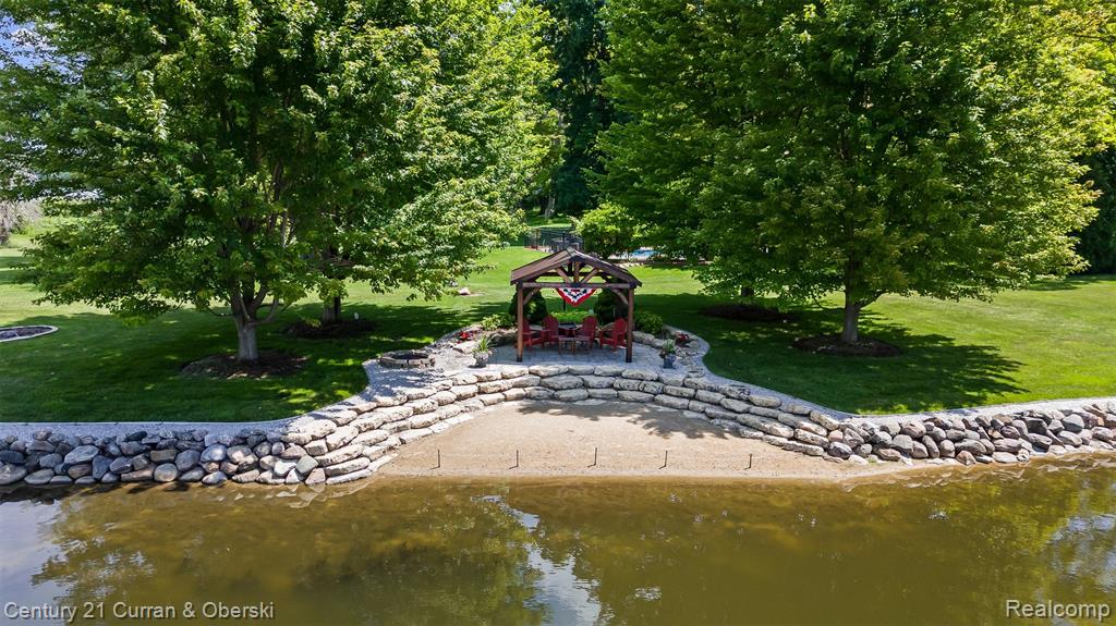 9298 Anacapa Bay Drive, Pinckney, MI 48169 — Photo 44