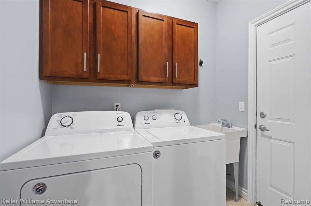 45658 S Stonewood Road, Canton, MI 48187 — Photo 22