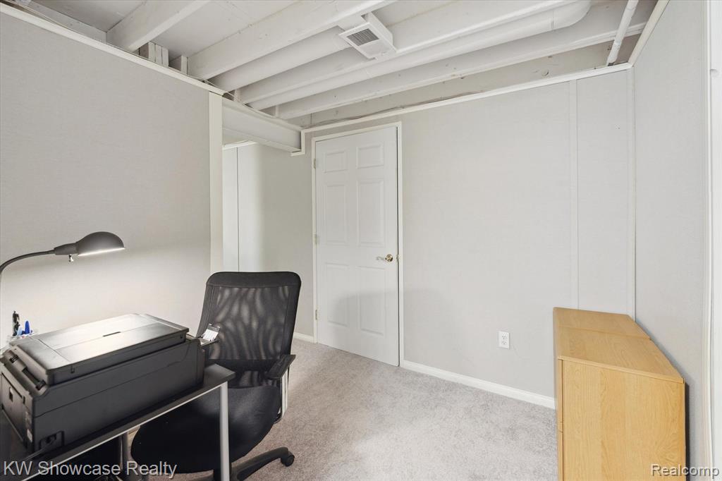 870 Chatham Drive, Milford, MI 48381 — Photo 42