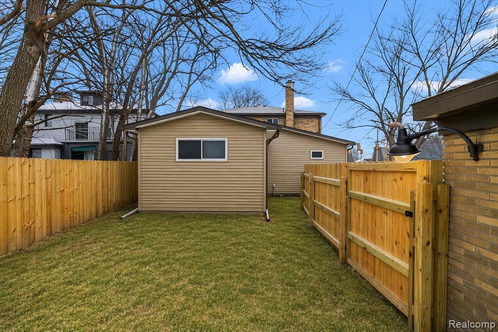 13534 Vassar Avenue, Detroit, MI 48235 — Photo 37