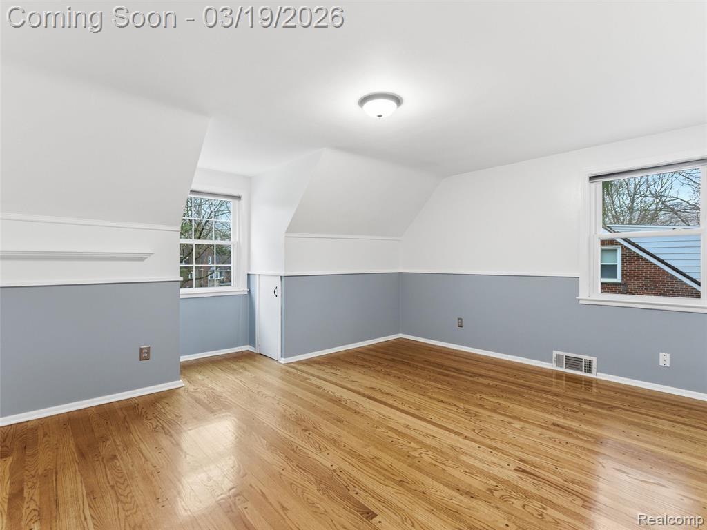 27320 Sunset Boulevard E, Lathrup Village, MI 48076 — Photo 35