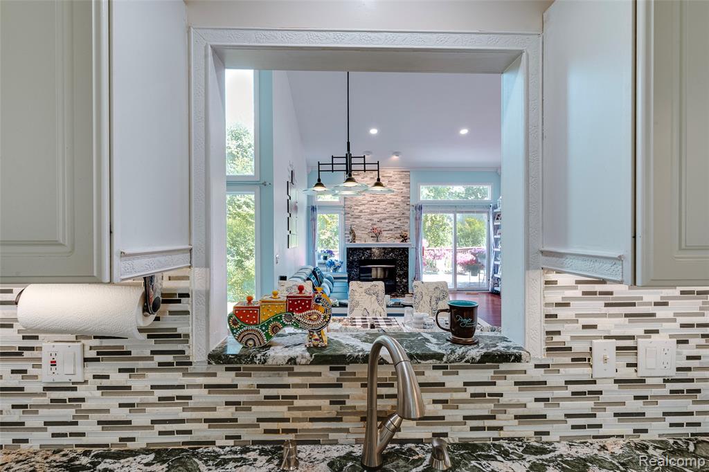 43730 Algonquin Drive, Novi, MI — Photo 16