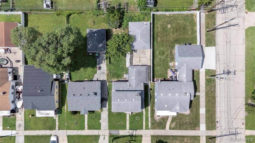 8818 Clippert Street, Taylor, MI 48180 — Photo 38