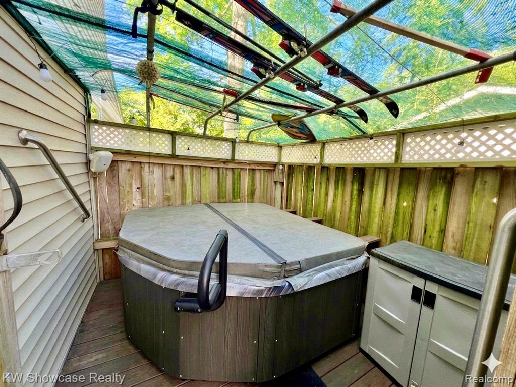 580 Elkinford Drive, White Lake, MI 48383 — Photo 5