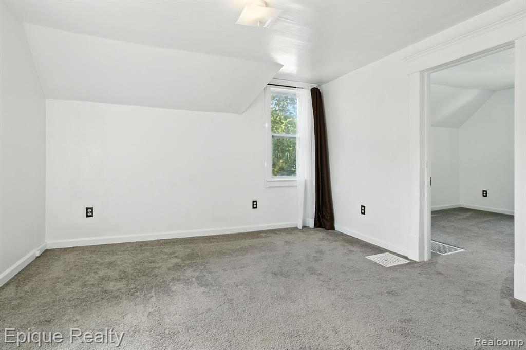 304 Jones Street, Yale, MI 48097 — Photo 13