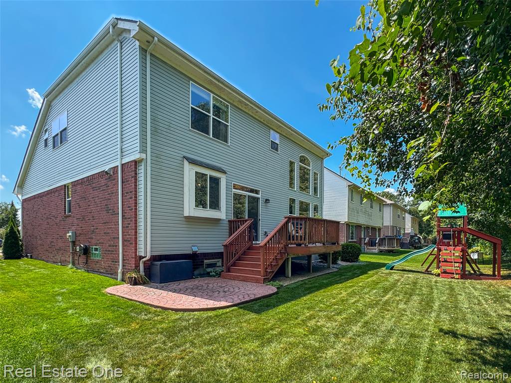 6066 Cheshire Park Drive, Clarkston, MI — Photo 42