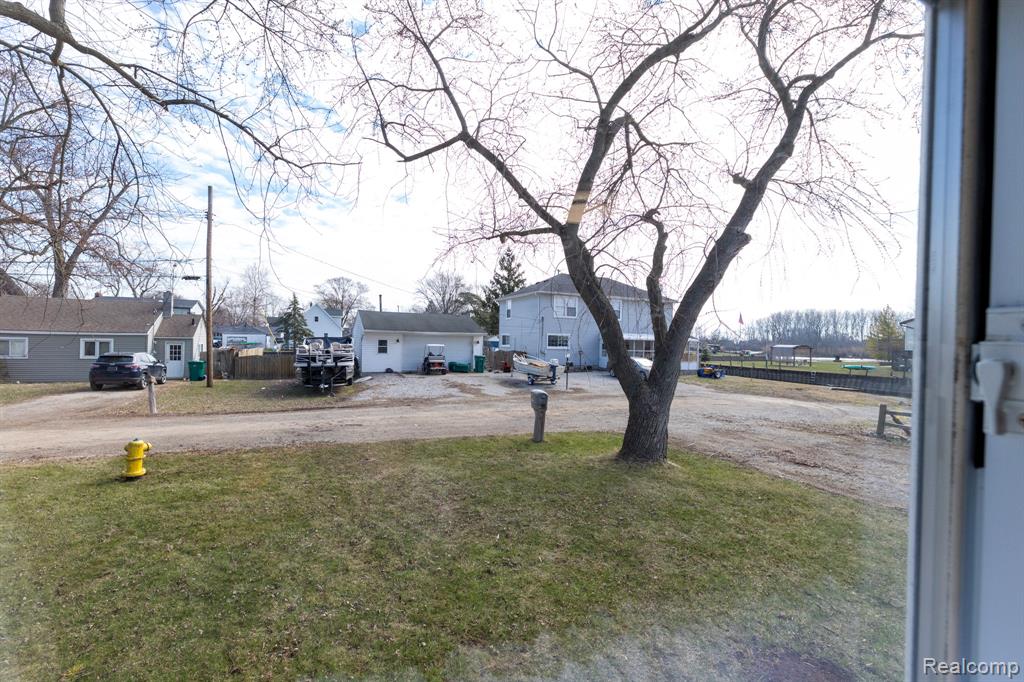 35268 Tilford Street, Rockwood, MI — Photo 21