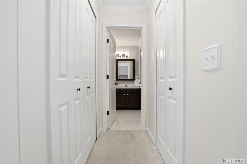 3613 Briarbrooke Lane, Rochester, MI 48306 — Photo 27